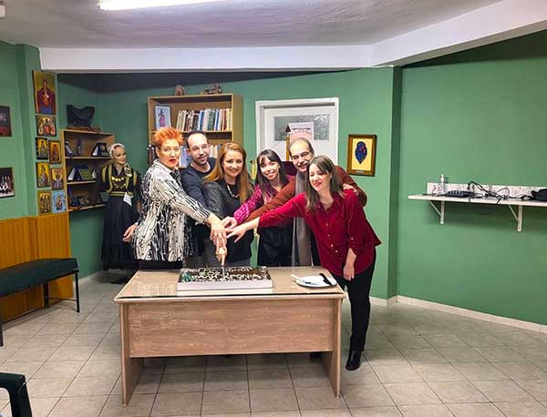 «Οι Μακεδνοί» έκοψαν την πρωτοχρονιάτικη πίτα τους