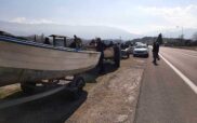 Αλιευτικά σκάφη παρατάχθηκαν στην Αγία Βαρβάρα Σερβίων-Οι επαγγελματίες αλιείς της λίμνης Πολυφύτου διαμαρτύρονται
