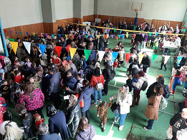Παιδικά παιχνίδια στο Βαλταδώρειο με τη Σάντρα και το Λάκκο τ’Μάγγαν