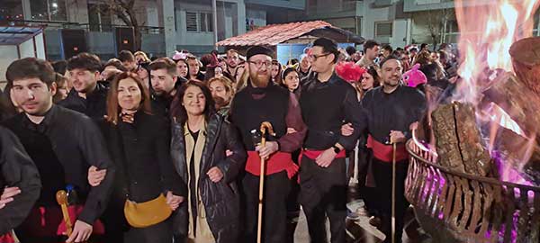 Κανονικά θα ανάψει ο φανός……την Παρασκευή;