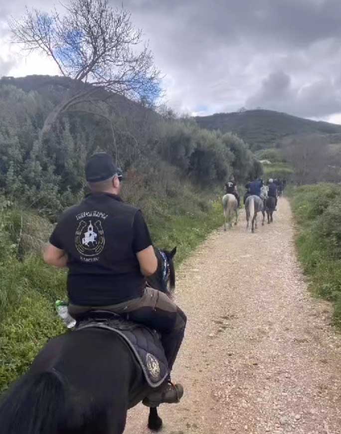 Η Ιππική παρέα Βλάστης στη Βόνιτσα