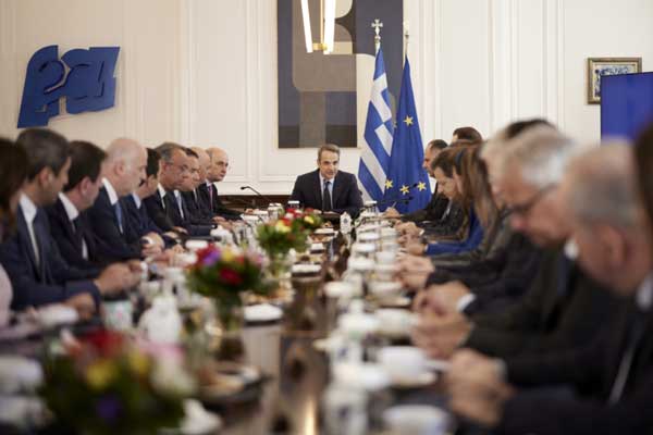 Κυριάκος Μητσοτάκης: Ο κατώτατος μισθός αυξάνεται στα 830 ευρώ