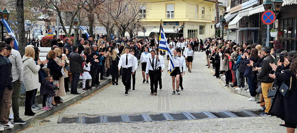 Η παρέλαση της 25ης Μαρτίου στην Αιανή