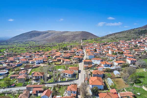 Φωτοδιαδρομή στον Πελεκάνο Βοΐου