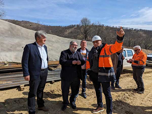 Παναγιώτης Πλακεντάς και Νίκος Φουρκιώτης στη σήραγγα της Κλεισούρας