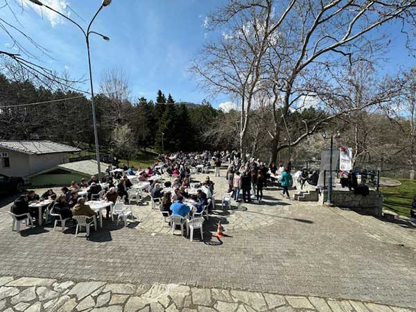 Ένα μικρό πανηγύρι ήταν η ημέρα της Καθαράς Δευτέρας για τον Σύλλογο Ηπειρωτών Κοζάνης