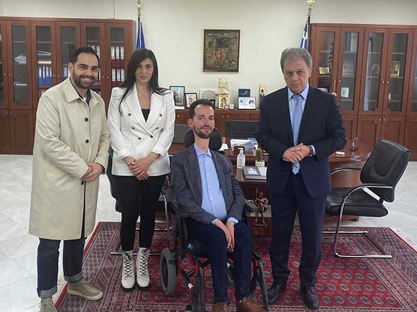 Συνάντηση του Γιώργου Αμανατίδη με τον Στέλιο Κυμπουρόπουλο