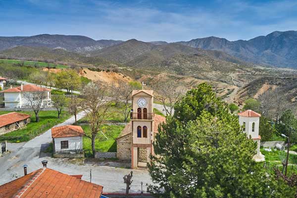 Φωτοδιαδρομή στο Δαφνερό Βοΐου