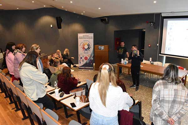 Συνεργασία Δήμου Κοζάνης και Ιατρικού Συλλόγου για απινιδωτές και πρώτες βοήθειες – Ενημέρωση Δημοτικών Υπαλλήλων