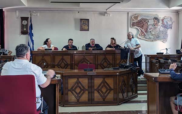 Γερμανοί μαθητές στο Δημαρχείο Εορδαίας, στο πλαίσιο του προγράμματος «Πολιτισμός Μνήμης: Πύργοι-Μεσόβουνο-Ερμακιά»