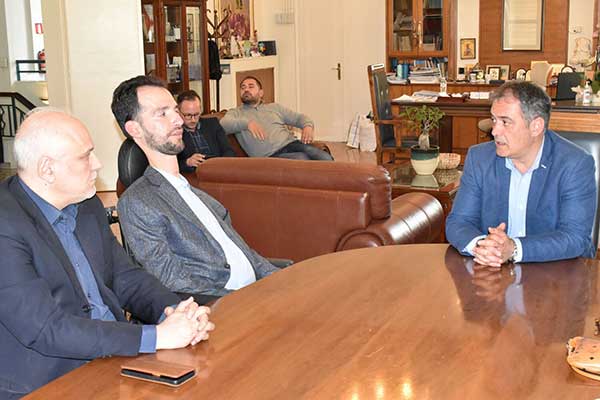 Συνάντηση του Δημάρχου Κοζάνης Γιάννη Κοκκαλιάρη με τον Ευρωβουλευτή Στέλιο Κυμπουρόπουλο