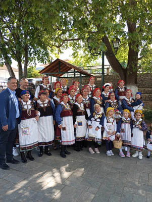 Αναβίωσε το έθιμο ‘Λαζαρίνες’,στη Ροδιανή Κοζάνης