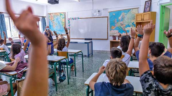 Υπουργείο Παιδείας: Άμεση αντικατάσταση των διευθυντών σχολείων που αρνούνται την αξιολόγηση