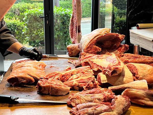 Οι περήφανοι αγρότες από την Κοζάνη συμμετέχουν σε έργο ενίσχυση της ελληνικής αιγοπροβατοτροφίας