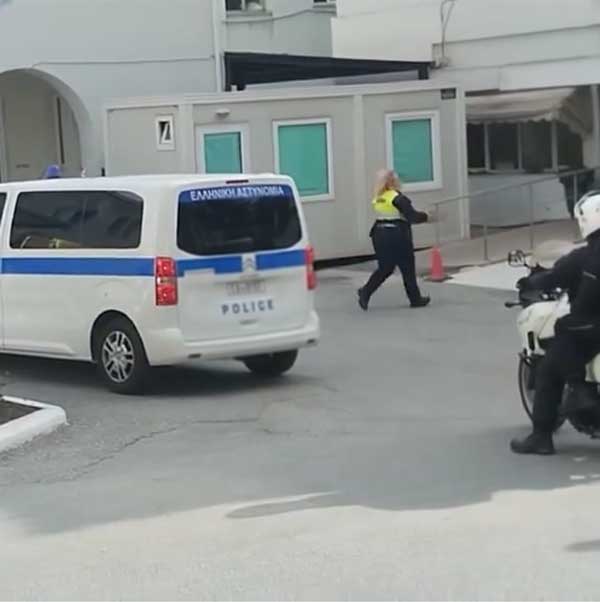 Αστυνομική συνοδεία για μεταφορά ειδικών φαρμάκων στο Μαμάτσειο για χορήγηση σε ανήλικο (video)