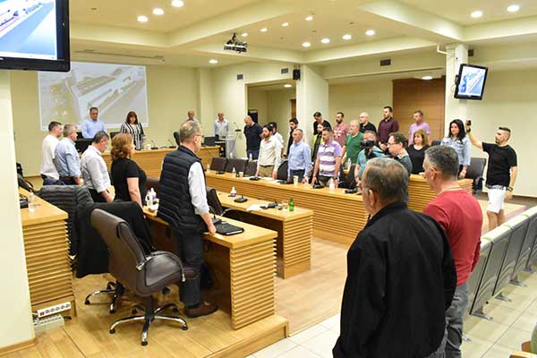 Eνός λεπτού σιγή στο Δημοτικό Συμβούλιο Κοζάνης για την Ημέρα Μνήμης της Γενοκτονίας των Ελλήνων του Πόντου