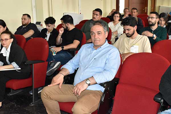 Ο Δήμαρχος Κοζάνης Γιάννης Κοκκαλιάρης στην εκδήλωση των Νέων για τη Γενοκτονία στο Εργατικό Κέντρο Κοζάνης