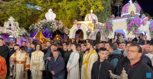 Συνάντηση επιταφίων στην κεντρική πλατεία της Πτολεμαΐδας