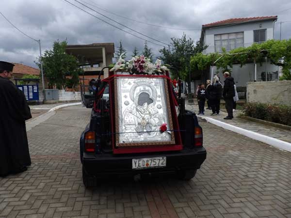 Το πέρασμα της εικόνας της Παναγίας Ζιδανίου από την Κερασιά Κοζάνης