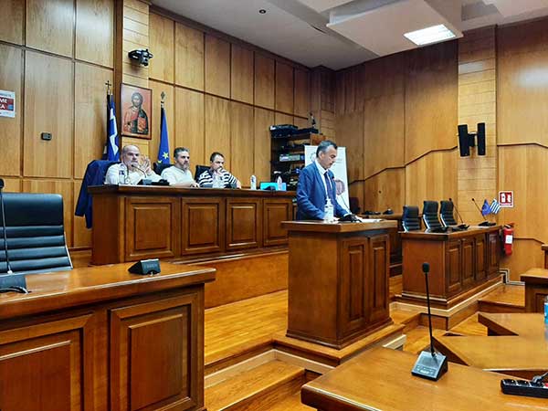 Διαμαρτυρίες καταστηματαρχών εστίασης της Κοζάνης για τα πνευματικά δικαιώματα – Η κόντρα της ΕΔΕΜ με την ΠΑΝΣΕΚΤΕ και οι δύο εταιρείες που ζητούν…
