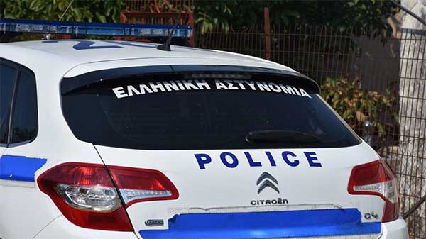 Καστοριά: Σκηνικό τρόμου από αλλοδαπό με μαχαίρι