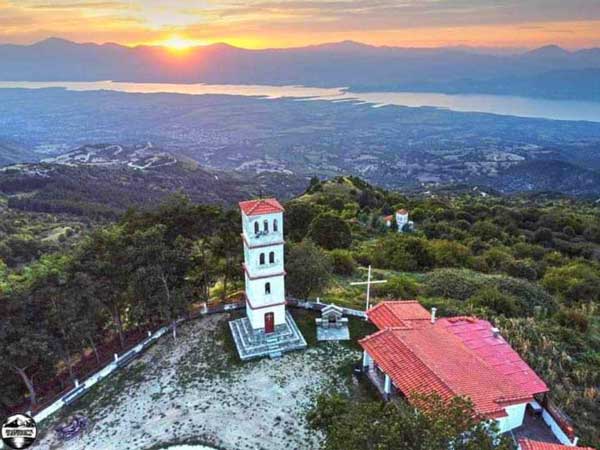 Πανηγυρίζει ο Ιερός Ναός Αγίας Παρασκευής Πλατανορρέυματος