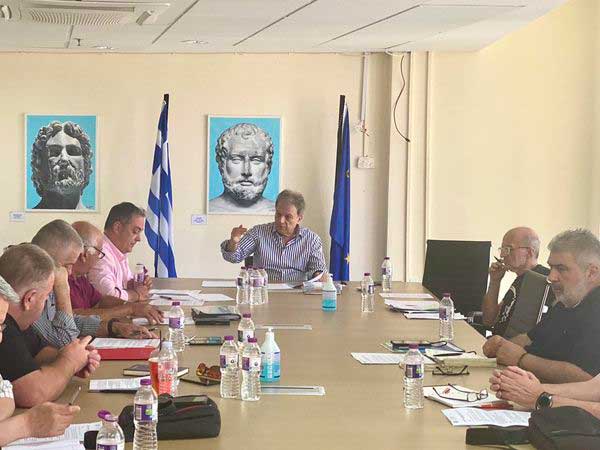 Συνάντηση του περιφερειάρχη με του δημάρχους για θέματα τηλεθέρμανσης