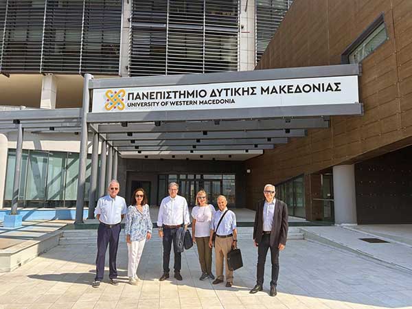 Η Άννα Διαμαντοπούλου συνδέει το Πανεπιστήμιο Δυτικής Μακεδονίας με τον κύκλο της Βοστώνης με στόχο τη διεθνοποίησή του