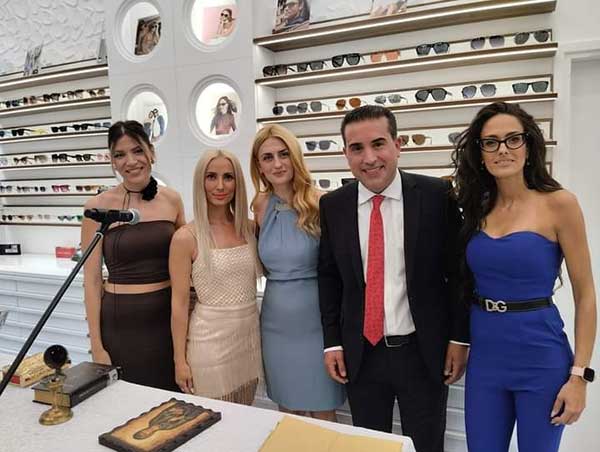 Ποιότητα και οικονομία στο νέο κατάστημα οπτικών Ομίλου Κάτανα. Τελέστηκαν τα εγκαίνια