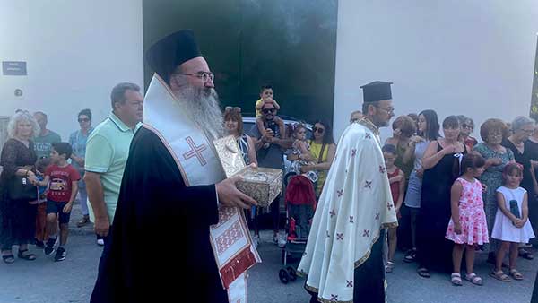 Υποδοχή των λειψάνων του Αγίου Διονυσίου στο Βελβεντό