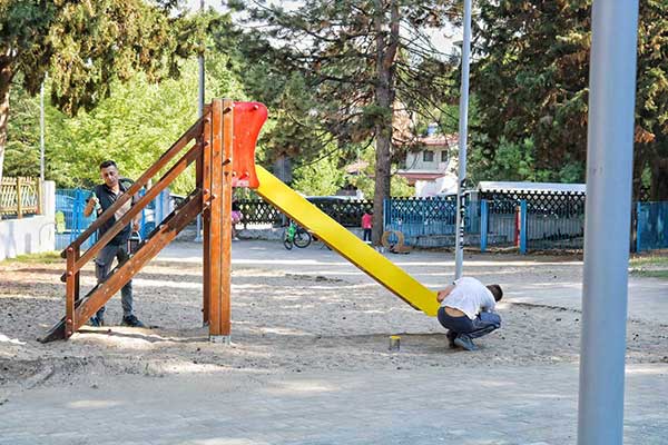 Καλλωπισμός παιδικής χαράς στον Κρόκο