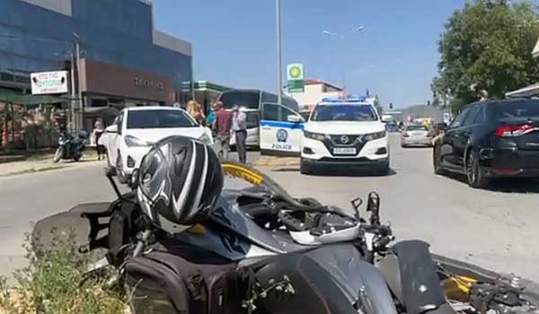 Τροχαίο αυτοκινήτου με μοτοσυκλέτα στην πόλη της Κοζάνης (τραυματίστηκε ο οδηγός)