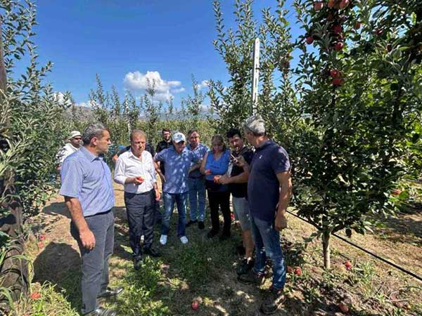 Επίσκεψη του Περιφερειάρχη Δυτικής Μακεδονίας, Γεώργιου Αμανατίδη, σε αγροκτήματα της ΠΕ Καστοριάς καθώς και στην ΓΕΟΚ, παρουσία της προϊσταμένης του υποκαταστήματος ΕΛΓΑ Κοζάνης