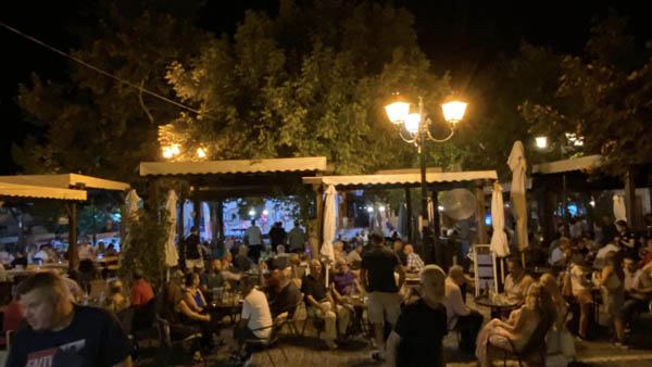 Συνεχίζονται οι εκδηλώσεις στο πλαίσιο της 18ης Γιορτής Ροδάκινου στο Βελβεντό Κοζάνης – Eικόνες από την χθεσινή ημέρα