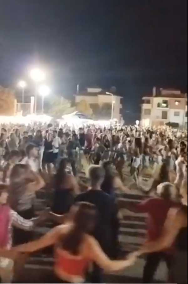 Κοζάνη: Δημοτική βραδιά στα Πλατάνια