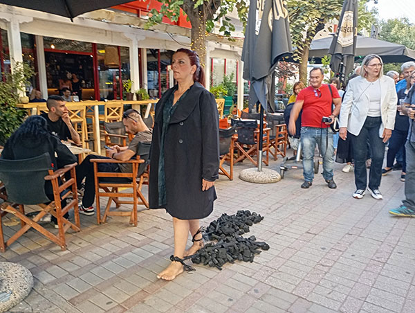 1η performance του Carbon Tierra Biennale στην Πτολεμαΐδα