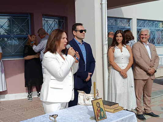 «Καλλιόπη Βέττα: Tο ταξίδι στην γνώση, την επικοινωνία και την χαρά που προσφέρει το σχολείο είναι συναρπαστικό και αναντικατάστατο» 
