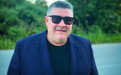Ο μη κομψός τρόπος του Κώστα Βύζα για τη σύντροφό του και οι σεξιστικές προκαταλήψεις…