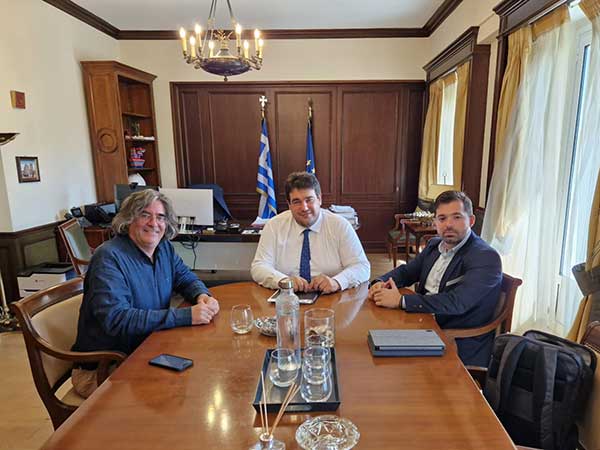 Χρήστος Ελευθερίου: ” Μετά από υπερπροσπάθεια δύο και πλέον χρόνων έχουμε την ένταξη του καμμένου Δημαρχείου μας στο TΠΑ του υπουργείου Εσωτερικών”
