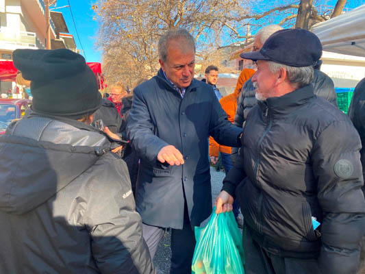 Ο Περιφερειάρχης στη Λαϊκή Αγορά της Κοζάνης