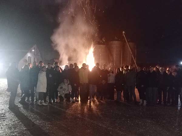 Άναμμα της παραδοσιακής φωτιάς στο Αγρόκτημα της Γεωπονικής Σχολής