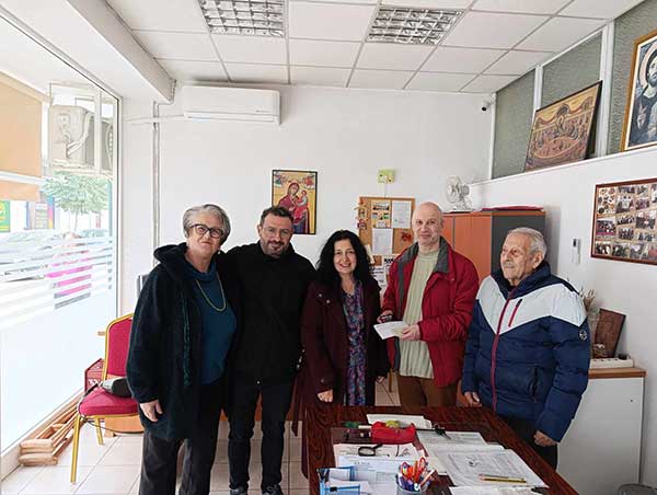 Δωρεά χρημάτων της “ημέρας αγάπης” στο χριστιανικό φιλανθρωπικό σύλλογο Πτολεμαΐδας “Καλός Σαμαρείτης”