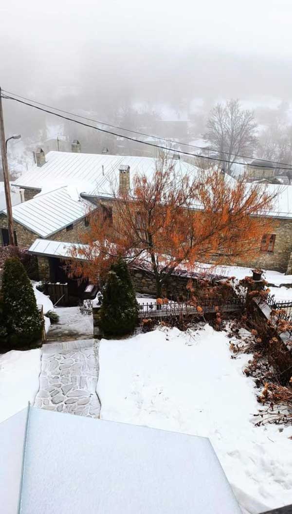 Ασθενής χιονόπτωση στο Νυμφαίο Φλώρινας