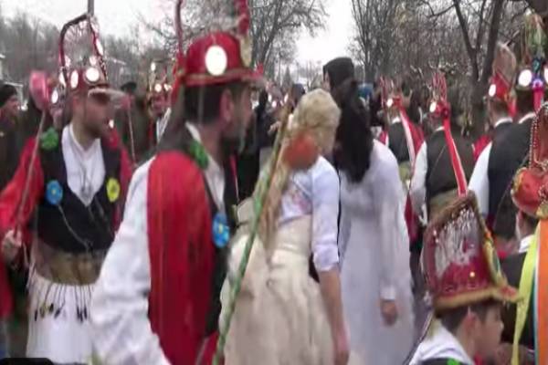 Tα Κοτσαμάνια του χιονισμένου Τετραλόφου Κοζάνης
