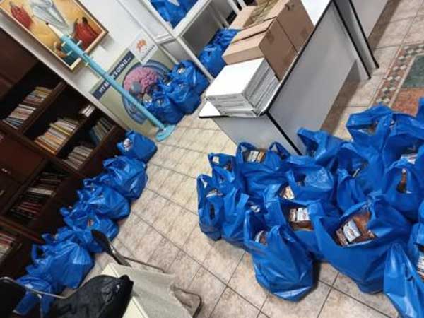 Ο Καλός Σαμαρείτης μοίρασε σχεδόν 4 τόνους τρόφιμα με τα χριστουγεννιάτικα δέματα