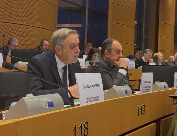 Πάρις Κουκουλόπουλος: «Η μεγάλη πρόκληση της κοινής ευρωπαϊκής άμυνας»