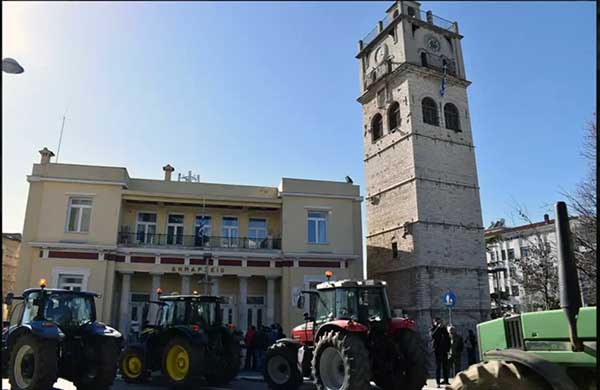 Μπλόκο αγροτών Δυτικής Μακεδονίας: Μηχανοκίνητη πορεία διαμαρτυρίας με 57 τρακτέρ στην Κοζάνη την Παρασκευή στη μνήμη των θυμάτων των Τεμπών