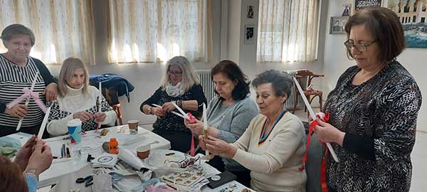 Πασχαλινές δημιουργίες για φιλανθρωπικό σκοπό από το τμήμα Οικοκυρικών του Μικρασιατικού Συλλόγου Π.Ε Κοζάνης