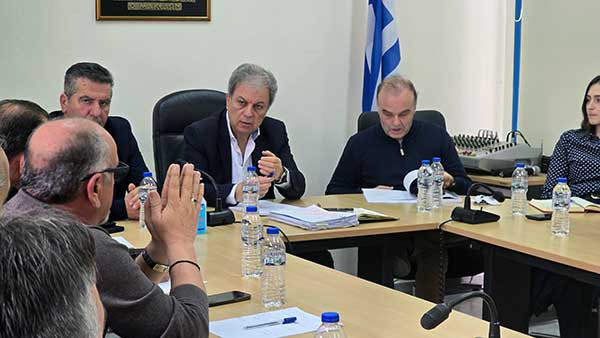 Ο Περιφερειάρχης Γιώργος Αμανατίδης με τους εκπροσώπους των Δασικών Συνεταιρισμών