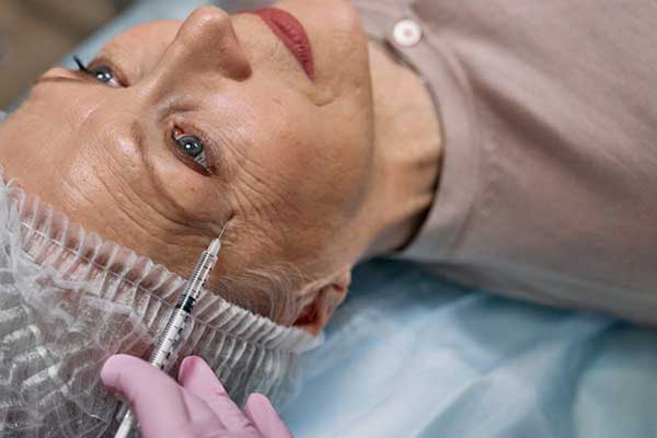 Αισθητικές παρεμβάσεις που θα τονώσουν την αυτοπεποίθησή σας